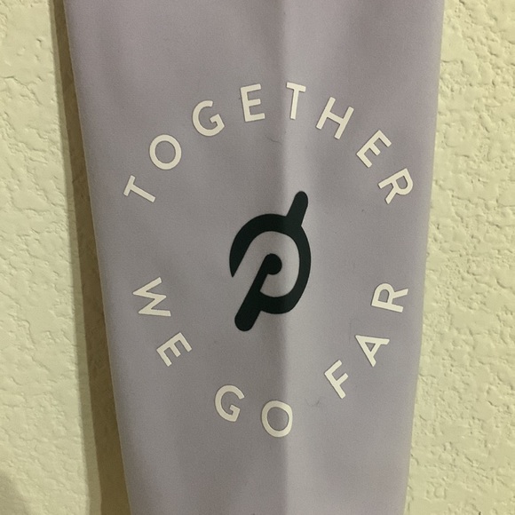 Peloton Cadent Cross Front Legging NEW - Picture 3 of 4